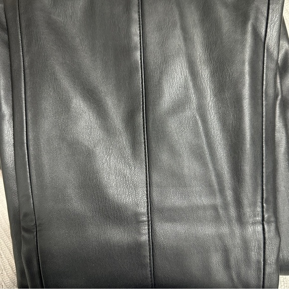Zara high rise faux leather leggings, size XL, elastic waistband, seamed - Picture 14 of 15